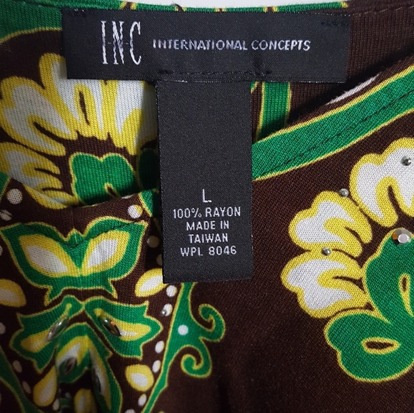 Dress - Picture 3 of 5